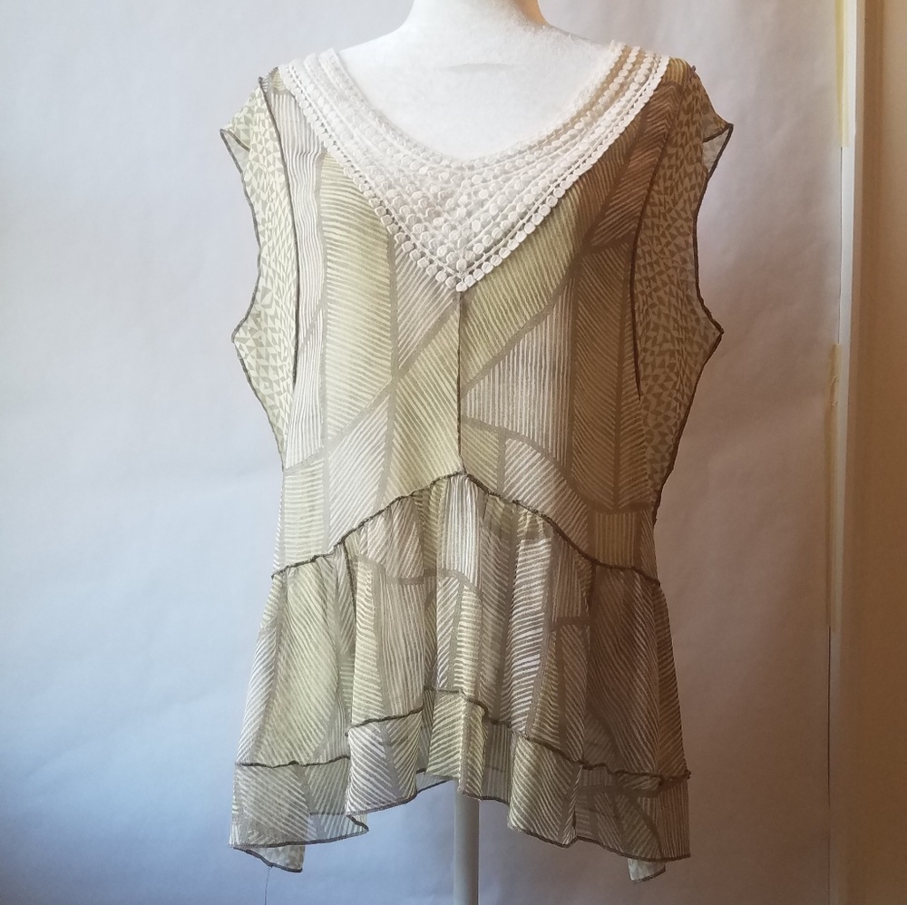 Anthropologie One September tunic top